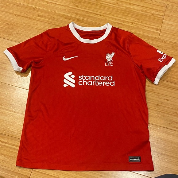 Nike Kids XL Red Liverpool FC official Jersey - Picture 1 of 3